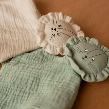 DOUDOU LANGE LION