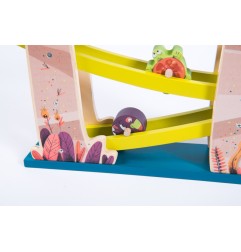 CASCADE DE TOUPIES DANS LA JUNGLE