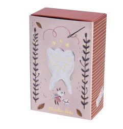 SOURIS DENT DE LAIT APRES LA PLUIE