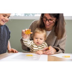 FAMILY PRINTS